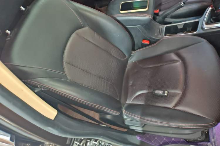 Used Baojun 560 2016 1.8L Manual Luxury Edition Right Front Seat