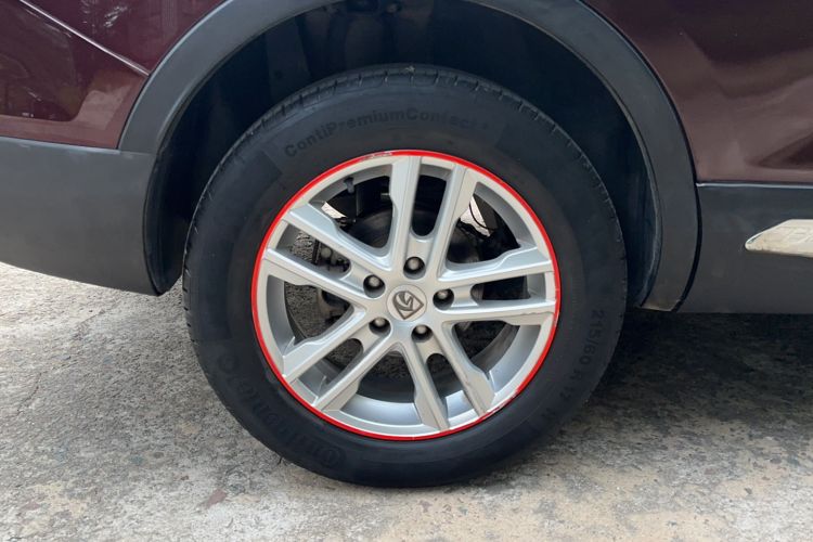 Used Baojun 560 2016 1.8L iAMT Elite Edition Right Rear Wheel Hub