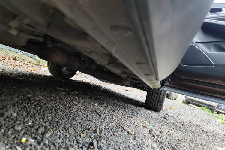 Used Baojun 560 2016 1.8L Manual Luxury Edition Right Side Sill