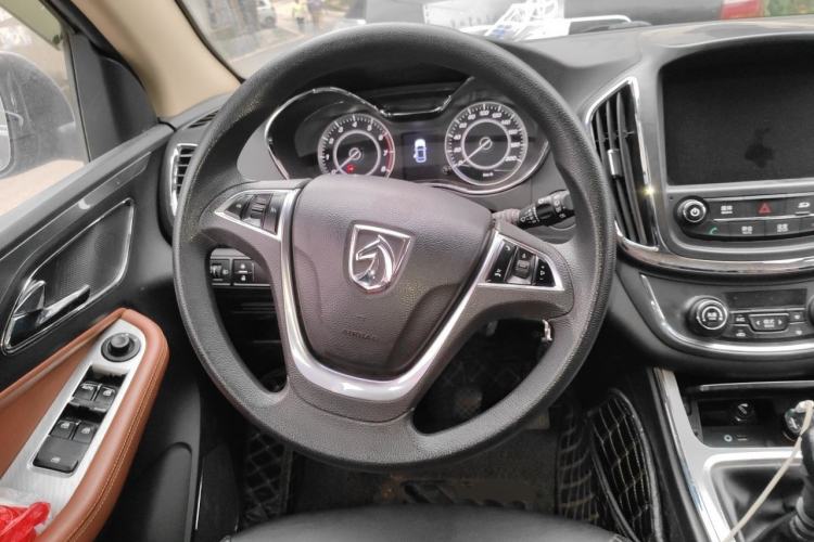 Used Baojun 560 2016 1.8L Manual Elite Edition Steering Wheel