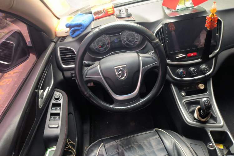 Used Baojun 560 2016 1.8L Manual Value Edition Steering Wheel