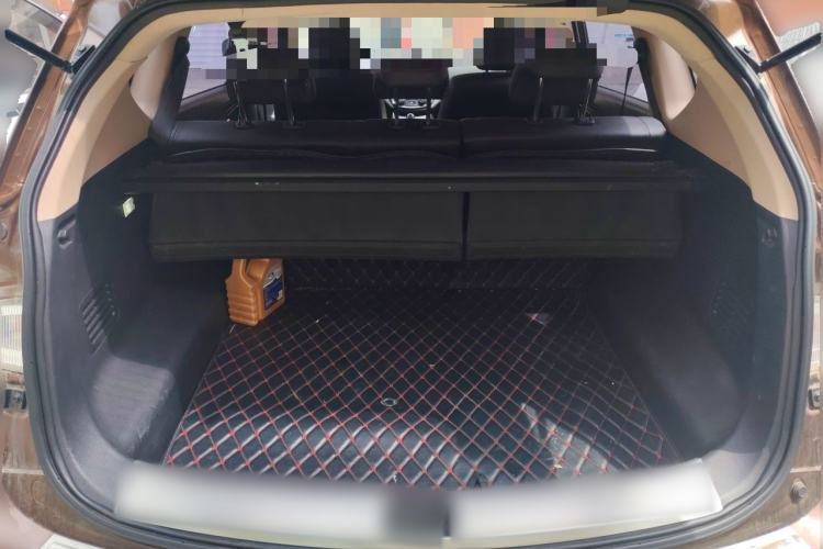 Used Baojun 560 2016 1.5T Manual Luxury Model Trunk