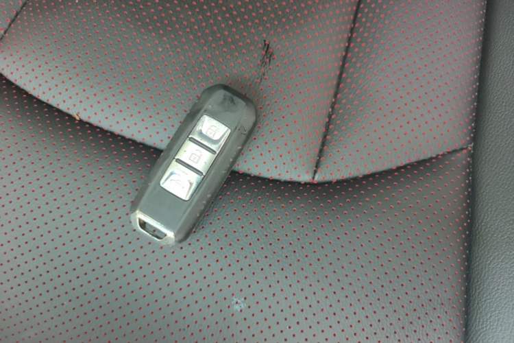 Used Baojun 560 2016 1.8L iAMT Luxury Model Vehicle Key