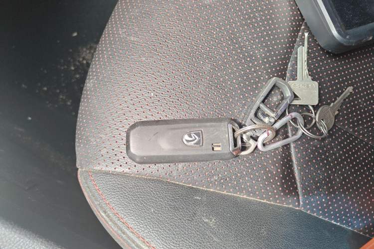 Used Baojun 560 2016 1.8L iAMT Luxury Model Vehicle Key