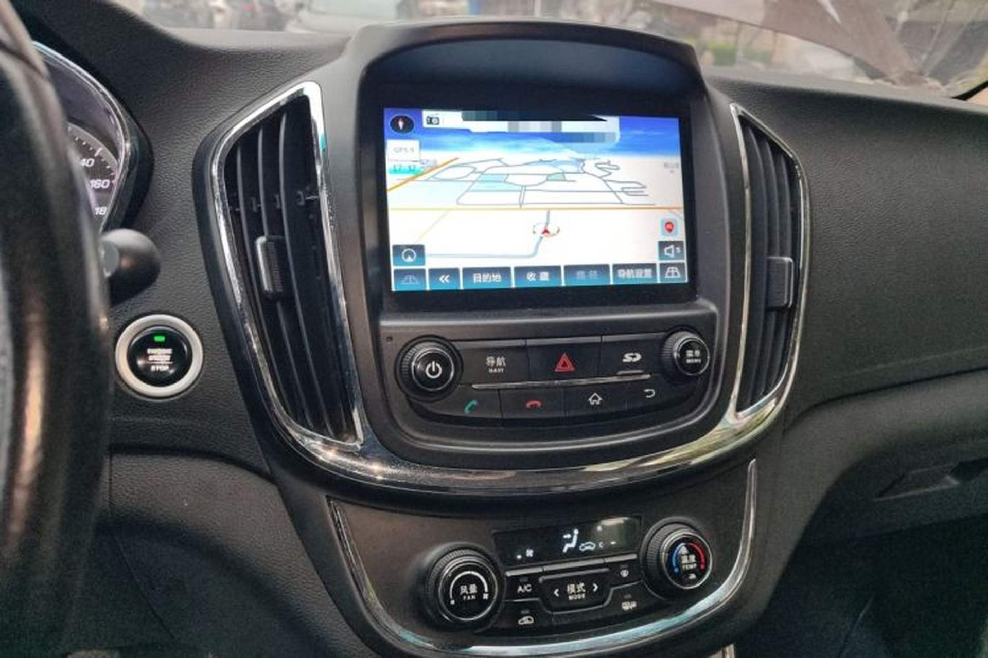 Used Baojun 560 2016 1.5T Manual Luxury Model Audio And AC Panel