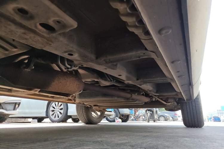 Used Baojun 560 2016 1.8L iAMT Luxury Model Chassis Front Left