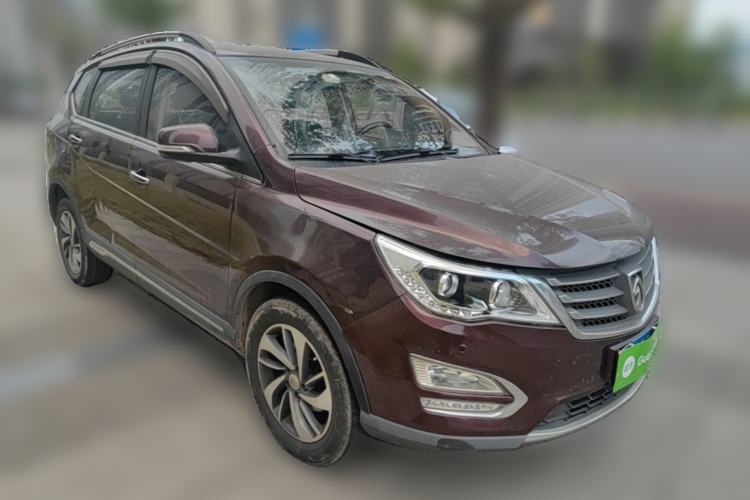 Used Baojun 560 2016 1.8L Manual Luxury Edition Front Right 45 Deg