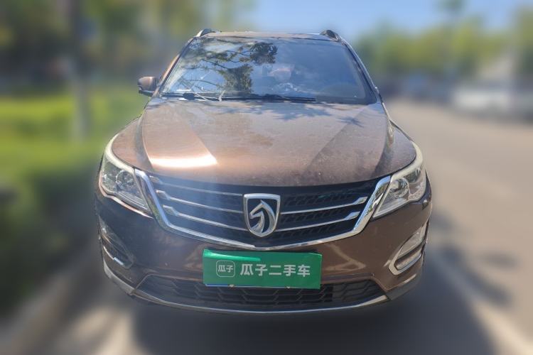 Used Baojun 560 2016 1.5T Manual Elite Edition Front