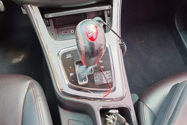 Used Baojun 560 2016 1.8L iAMT Luxury Model Gear Lever