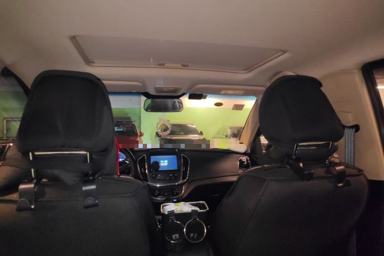 Used Baojun 560 2016 1.8L iAMT Luxury Model Headliner