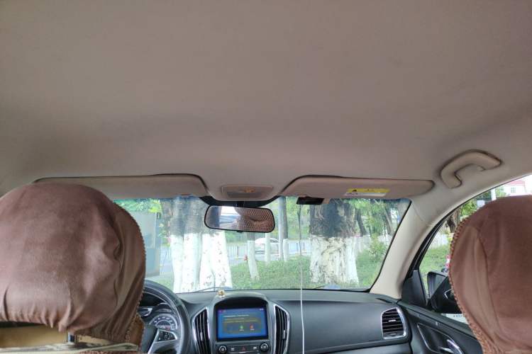 Used Baojun 560 2016 1.8L Manual Elite Edition Headliner