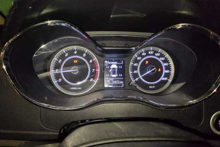 Used Baojun 560 2016 1.8L iAMT Luxury Model Instrument Cluster