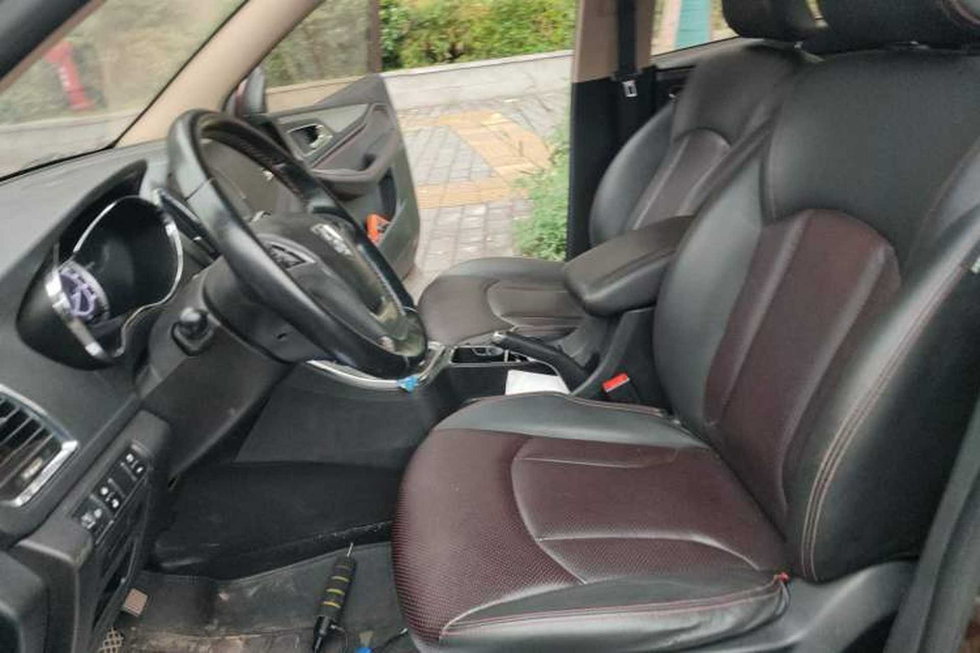 Used Baojun 560 2016 1.5T Manual Luxury Model Left Front Seat