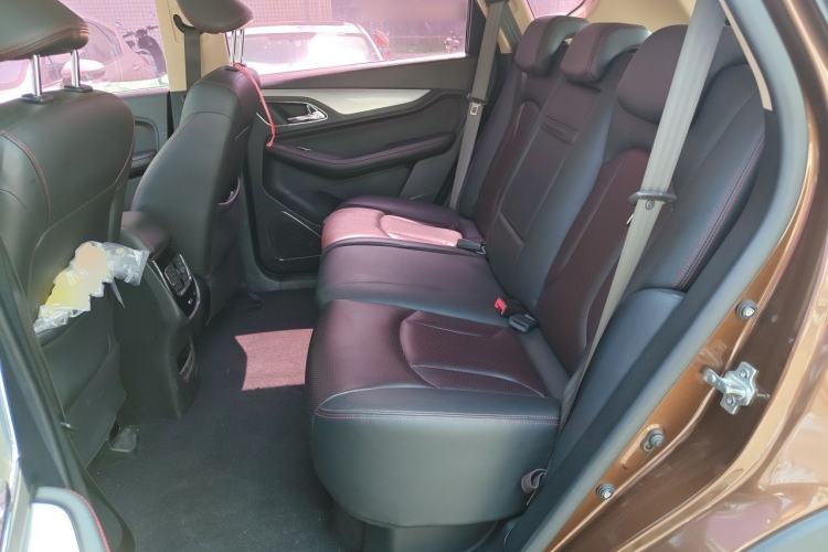 Used Baojun 560 2016 1.8L iAMT Luxury Model Left Rear Seat