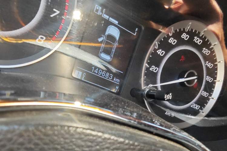 Used Baojun 560 2016 1.5T Manual Elite Edition Odometer Close Up