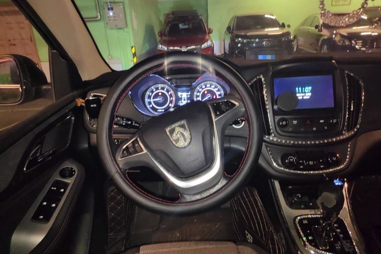 Used Baojun 560 2016 1.8L iAMT Luxury Model Steering Wheel