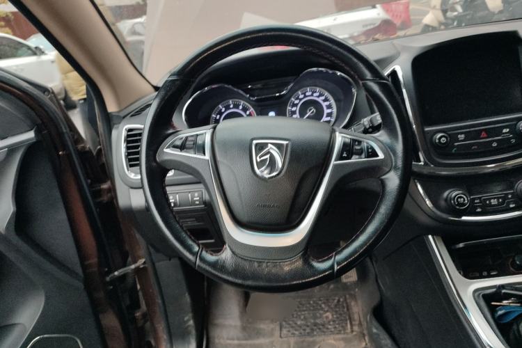 Used Baojun 560 2016 1.5T Manual Luxury Model Steering Wheel