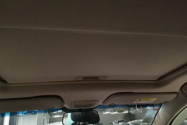 Used Baojun 560 2016 1.8L Manual Luxury Edition Headliner