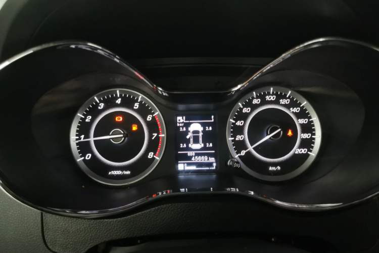 Used Baojun 560 2016 1.8L Manual Luxury Edition Instrument Cluster