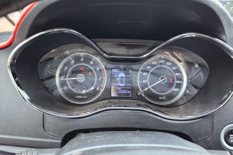 Used Baojun 560 2016 1.8L Manual Luxury Edition Instrument Cluster