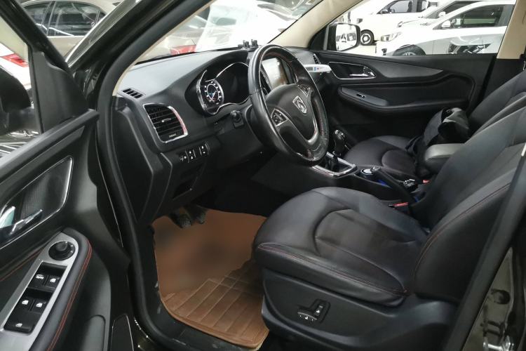 Used Baojun 560 2016 1.8L Manual Luxury Edition Left Front Seat