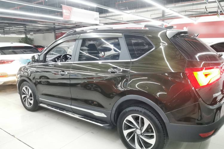 Used Baojun 560 2016 1.8L Manual Luxury Edition Left Side
