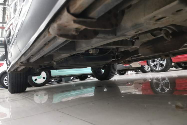 Used Baojun 560 2016 1.8L Manual Luxury Edition Right Side Sill