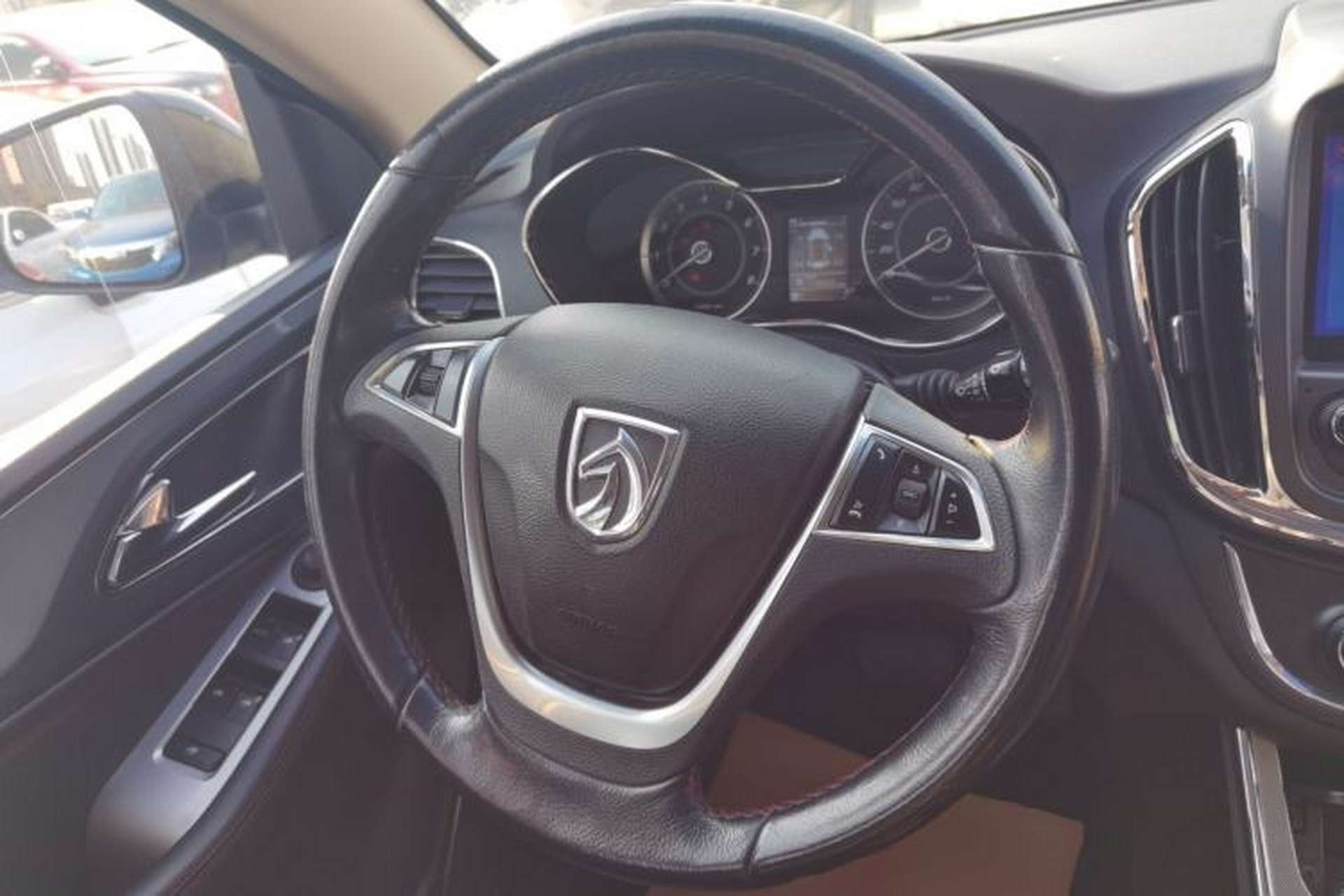 Used Baojun 560 2016 1.8L iAMT Luxury Model Steering Wheel