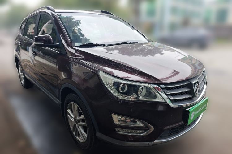Used Baojun 560 2016 1.8L Manual Comfort Edition Front Right 45 Deg