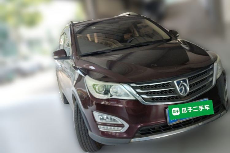Used Baojun 560 2016 1.8L iAMT Elite Edition Front Right 45 Deg