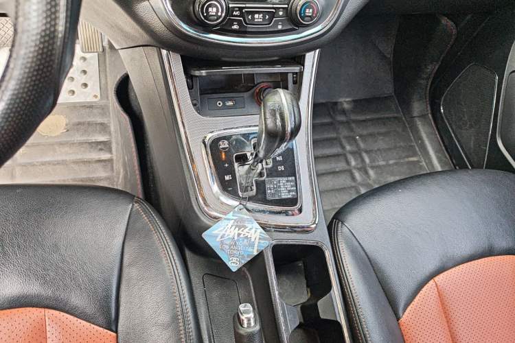 Used Baojun 560 2016 1.8L iAMT Elite Edition Gear Lever