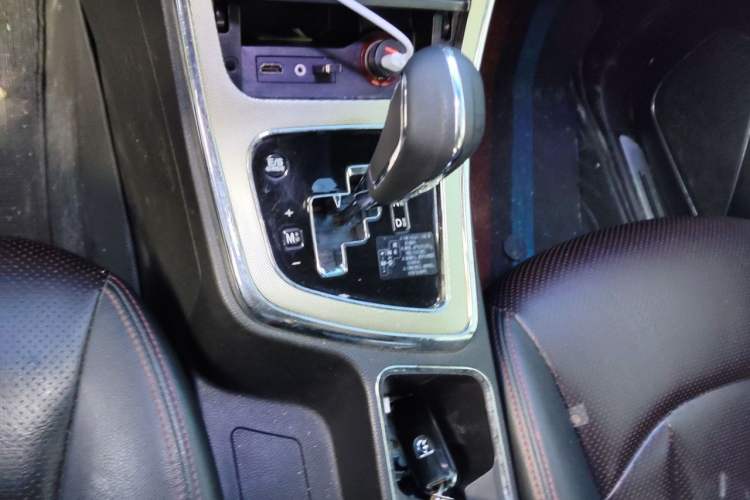 Used Baojun 560 2016 1.8L iAMT Elite Edition Gear Lever