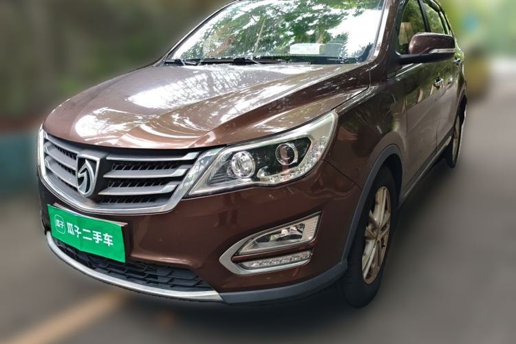 Used Baojun 560 2016 1.5T Manual Elite Edition Guazi used car, China used car export, Used car for sale, Used  cars, Cheapest cars for sale