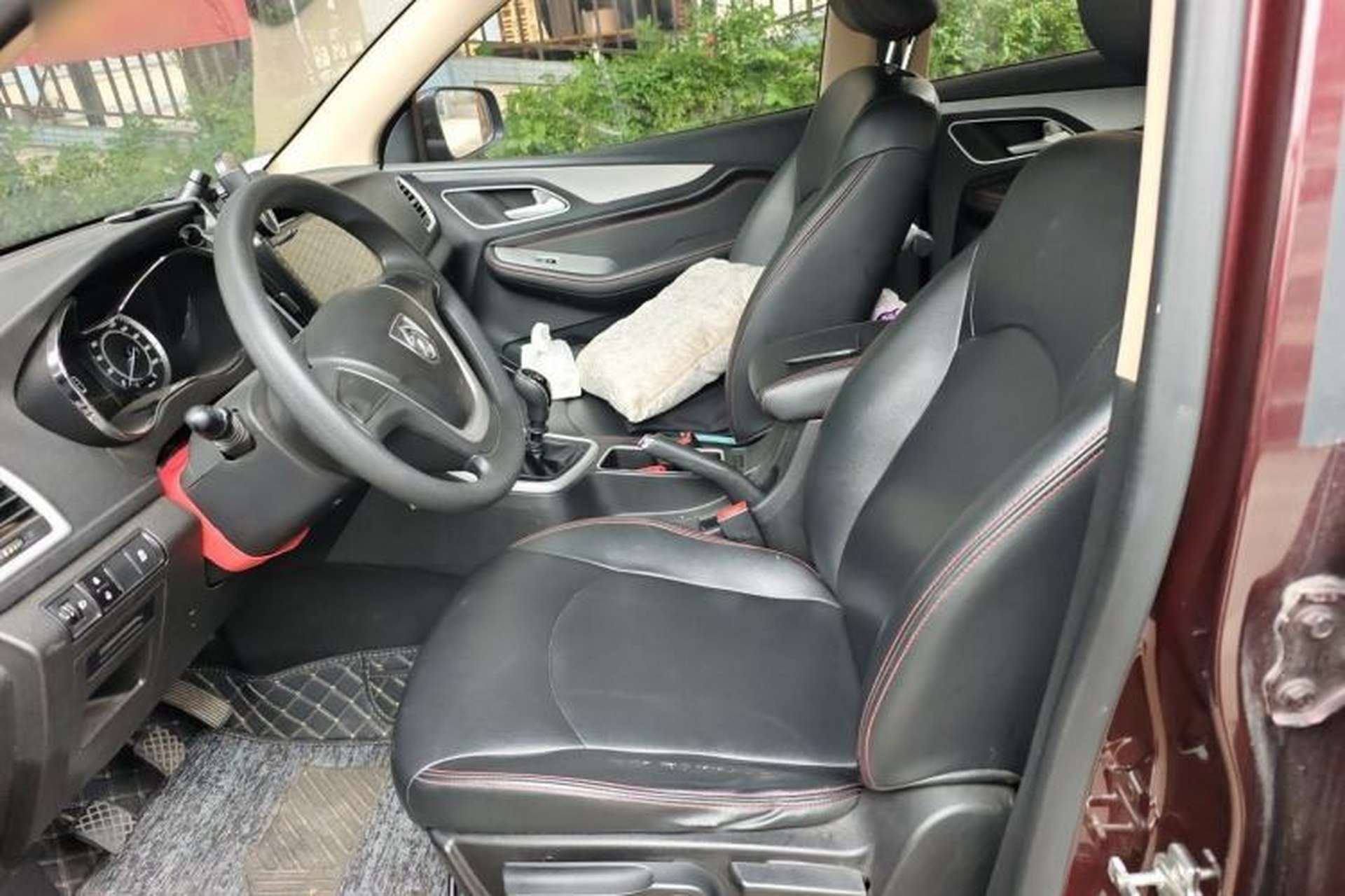 Used Baojun 560 2016 1.8L Manual Comfort Edition Left Front Seat