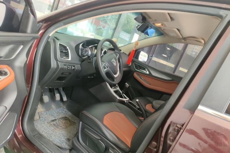 Used Baojun 560 2016 1.5T Manual Elite Edition Left Front Seat