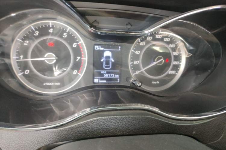 Used Baojun 560 2016 1.5T Manual Elite Edition Odometer Close Up