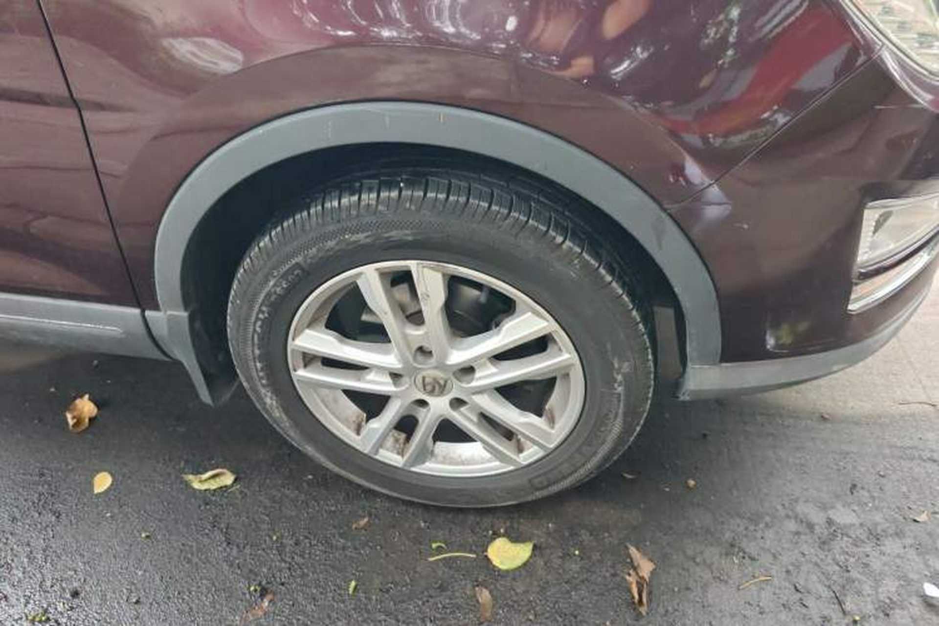 Used Baojun 560 2016 1.8L Manual Comfort Edition Right Front Wheel Hub