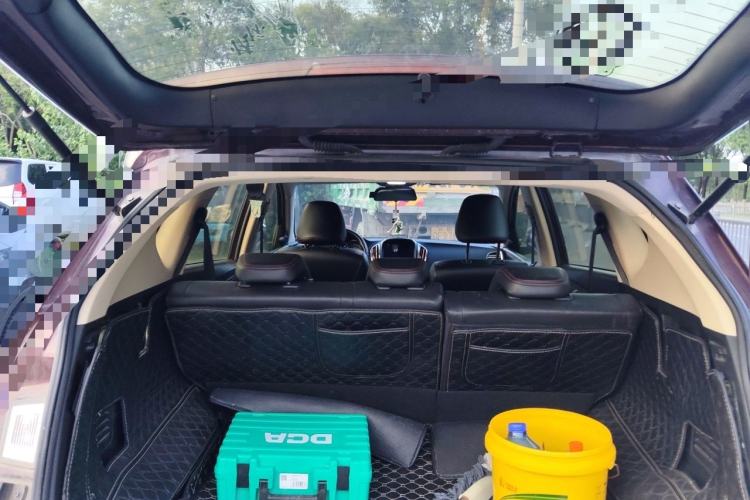 Used Baojun 560 2016 1.8L iAMT Elite Edition Trunk