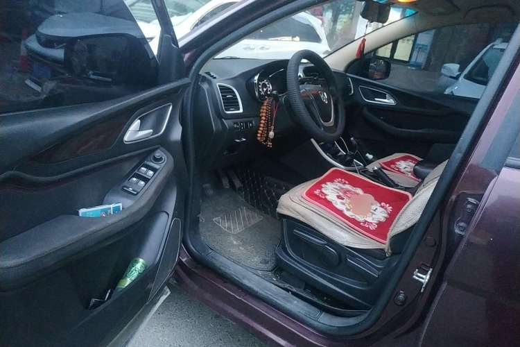 Used Baojun 560 2016 1.8L Manual Value Edition Driver Seat