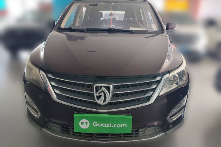 Used Baojun 560 2016 1.8L Manual Luxury Edition Front