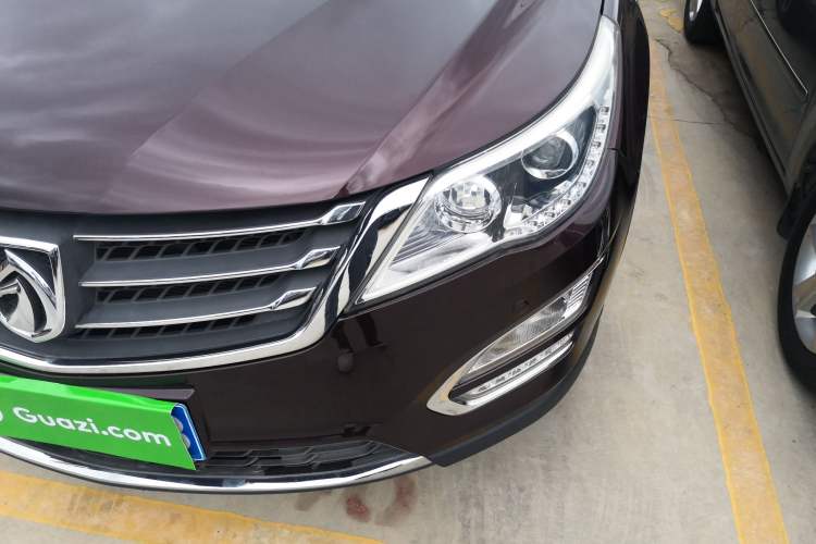 Used Baojun 560 2016 1.5T Manual Luxury Model Left Front Headlight