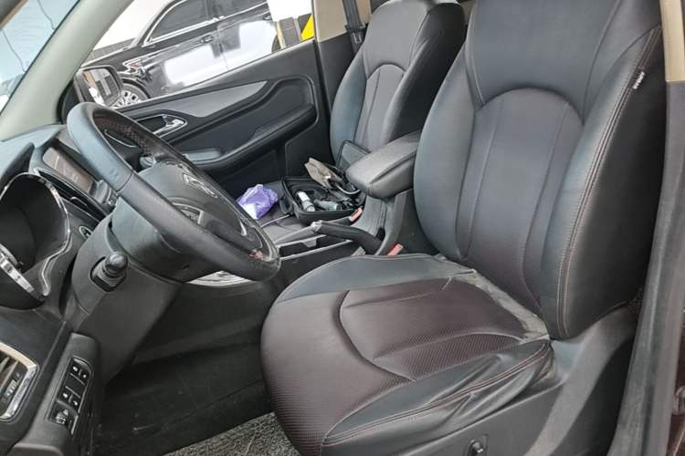 Used Baojun 560 2016 1.8L iAMT Luxury Model Left Front Seat
