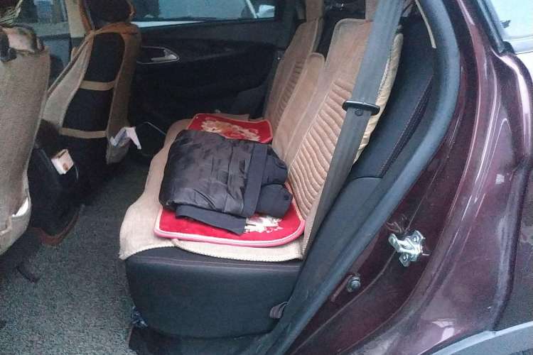 Used Baojun 560 2016 1.8L Manual Value Edition Left Rear Seat