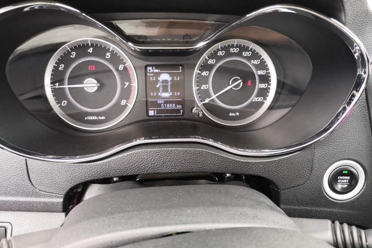 Used Baojun 560 2016 1.5T Manual Luxury Model Odometer Close Up