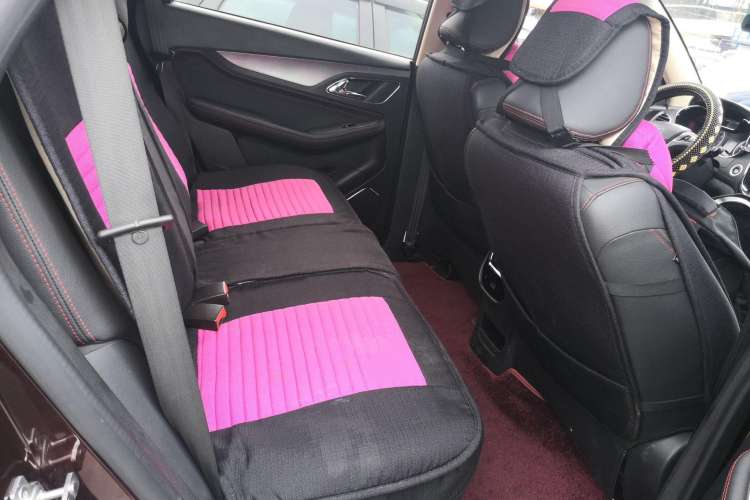 Used Baojun 560 2016 1.5T Manual Luxury Model Right Rear Seat