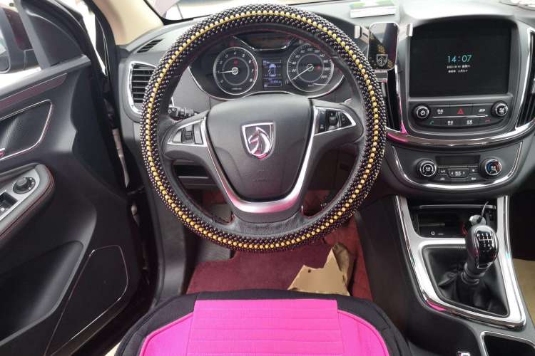 Used Baojun 560 2016 1.5T Manual Luxury Model Steering Wheel