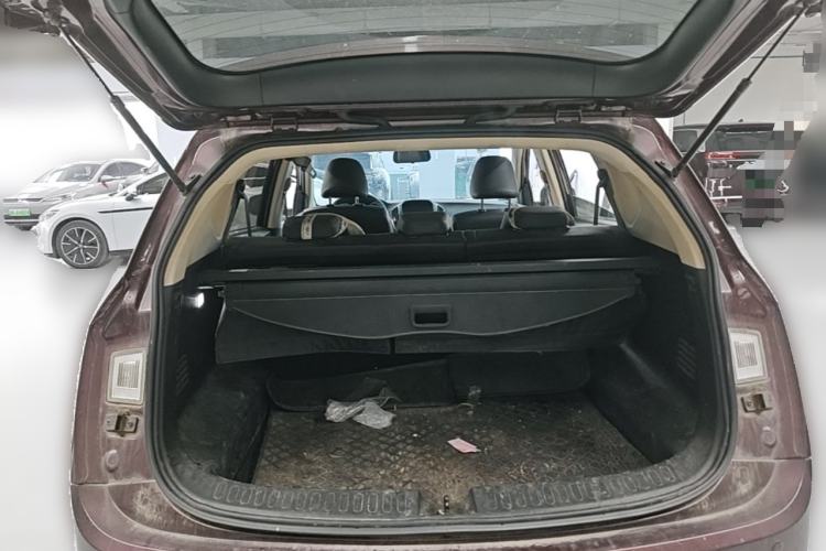 Used Baojun 560 2016 1.8L iAMT Luxury Model Trunk