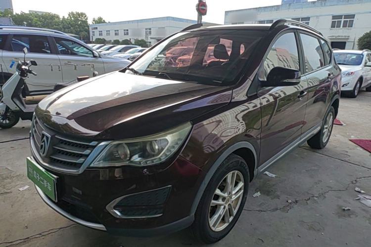 Used Baojun 560 2016 1.8L Manual Value Edition Guazi used car, China used car export, Used car for sale, Used  cars, Cheapest cars for sale