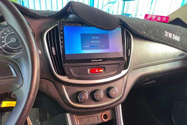 Used Baojun 560 2016 1.8L Manual Value Edition Audio And AC Panel
