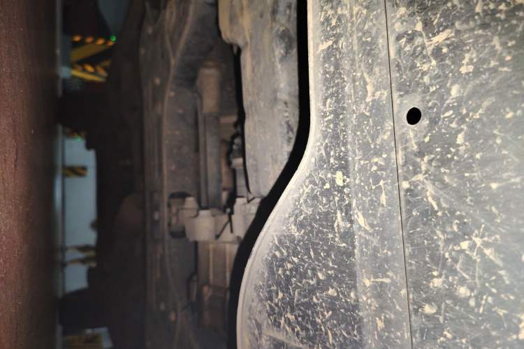 Used Baojun 560 2016 1.8L iAMT Luxury Model Chassis Front